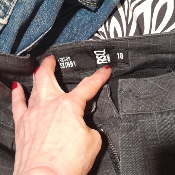 Pants - Picture 3 of 11